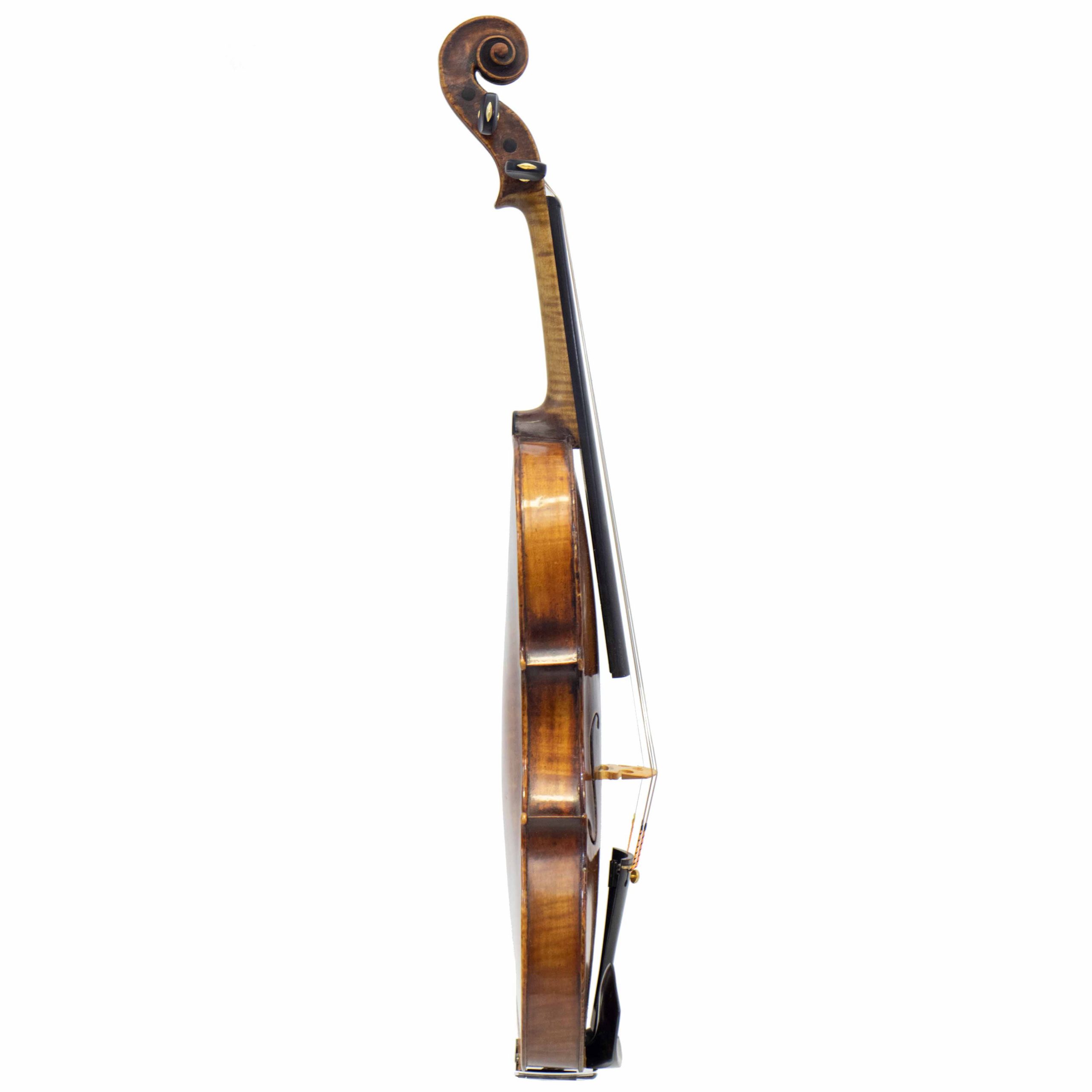 Casper Strnad Violin full side